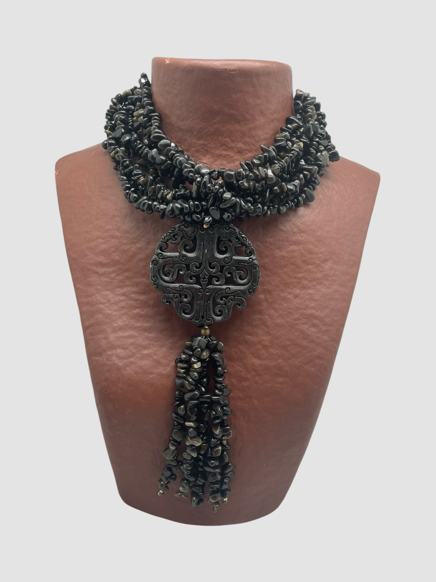 COLLIER MILOS 5