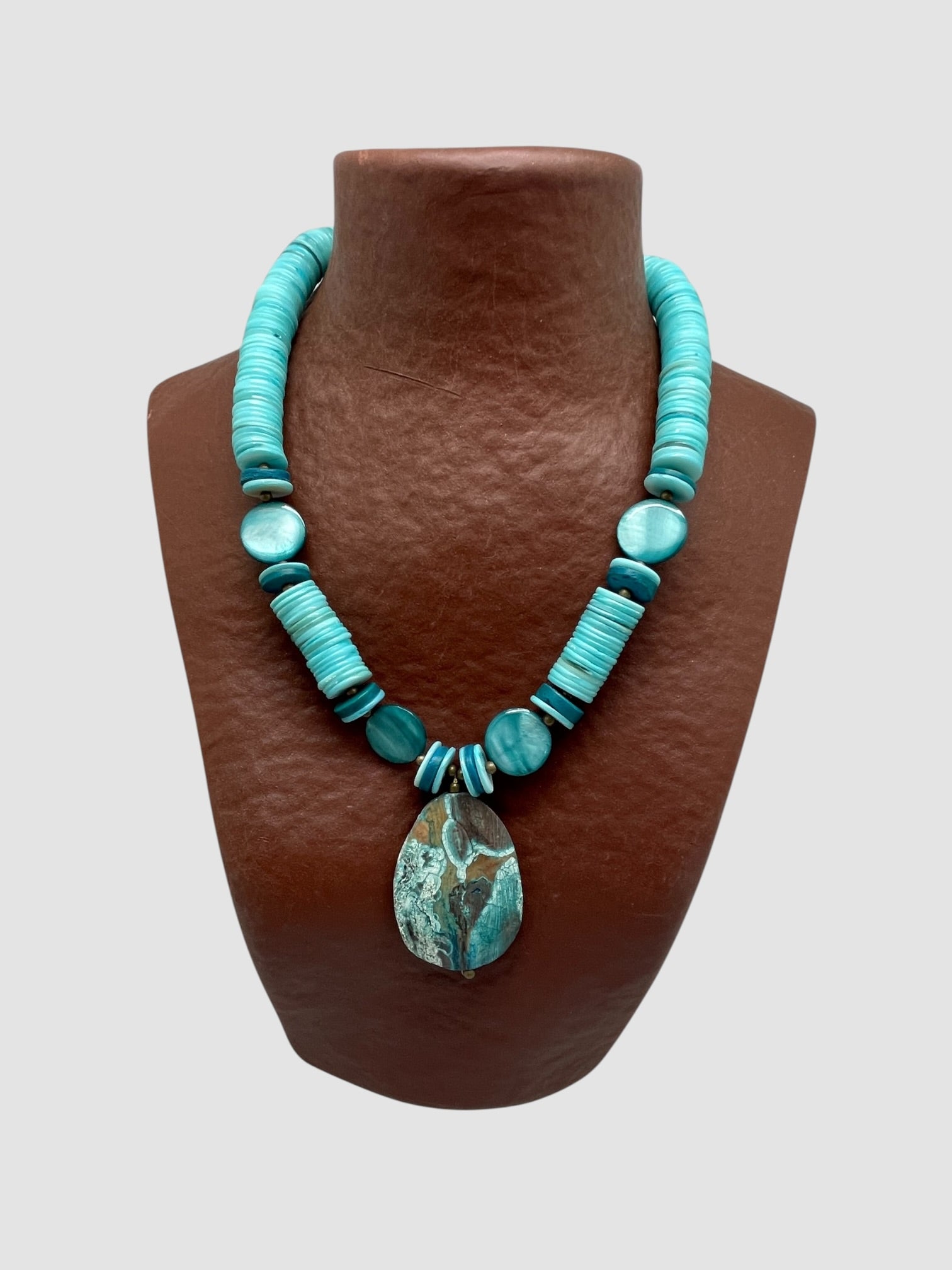 COLLIER SANAA 5
