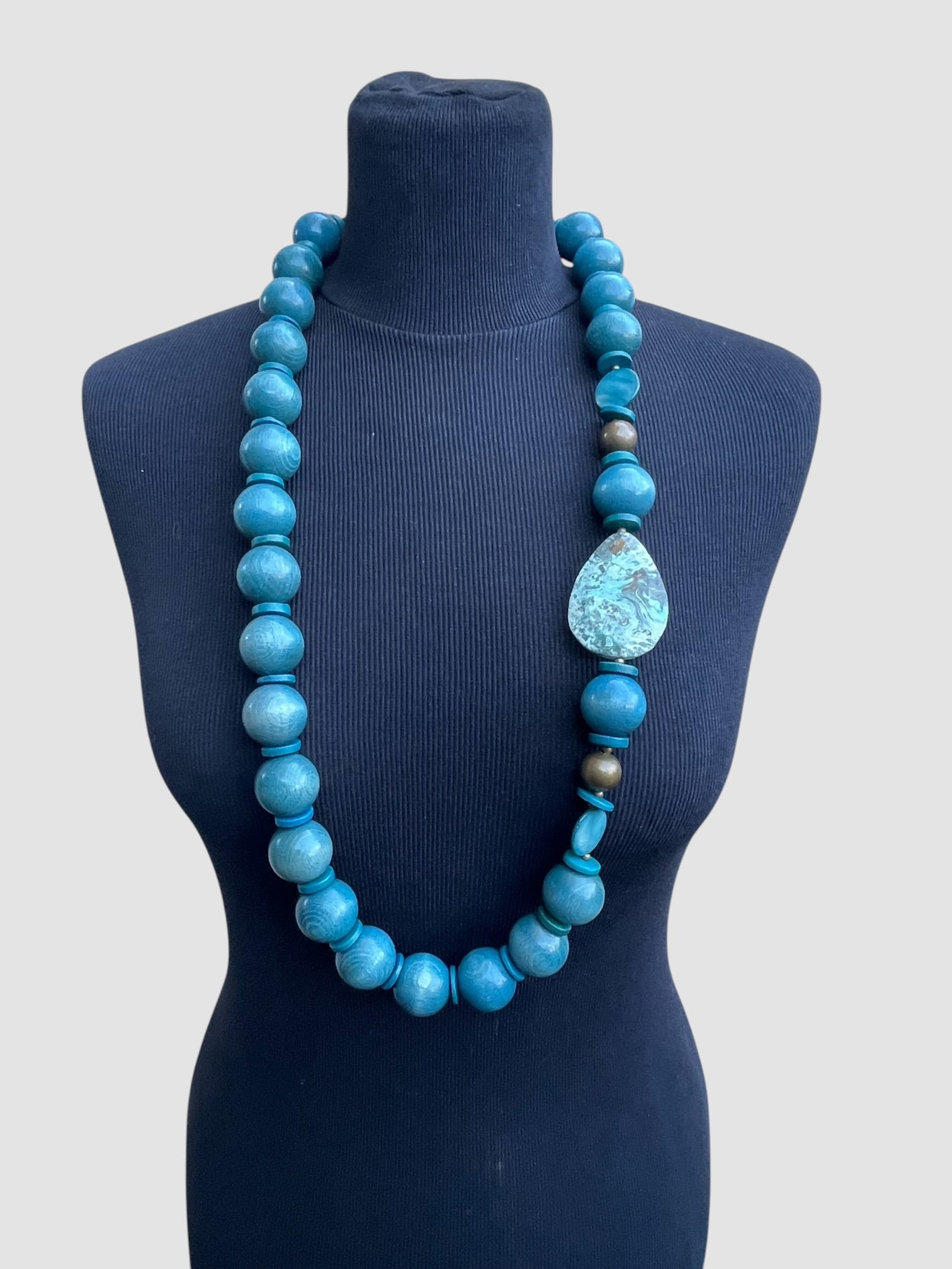 COLLIER SANAA 6