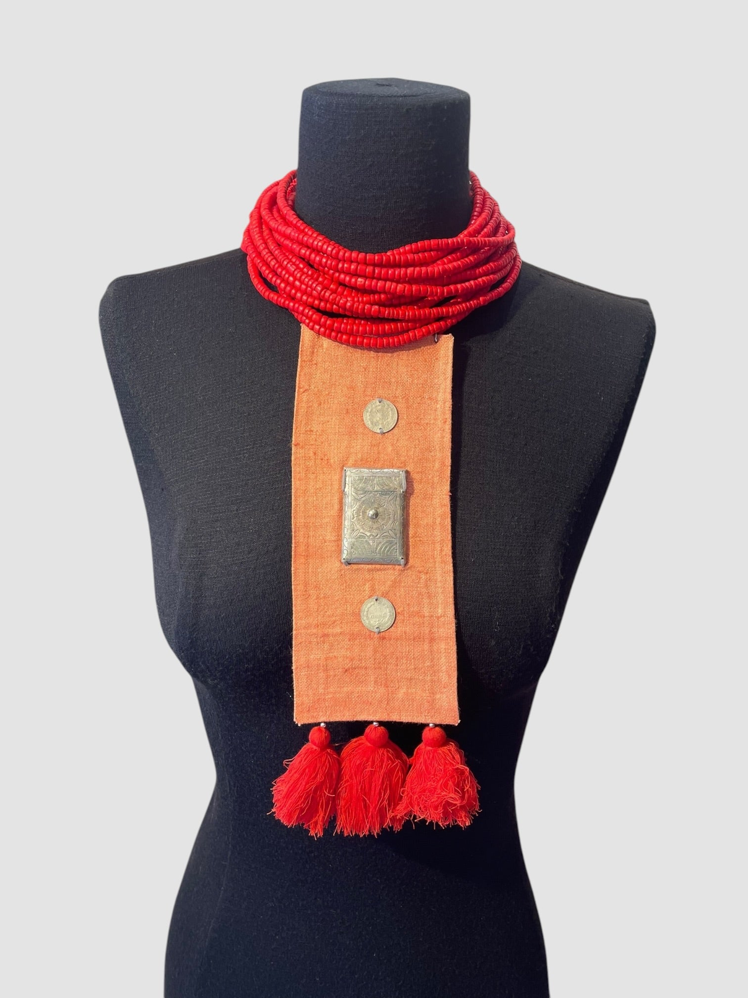 COLLIER PU 8585